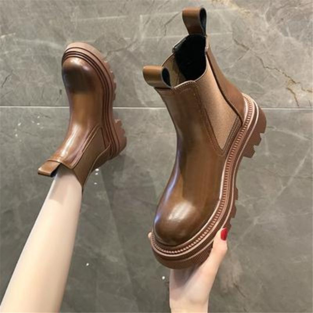 Women's ankle boot Designer Luxury Martin Desert Boots and Lace-up Winter Shoes Rubber lug sole EUR 35-40 Party, S1 to keep warm
Women's ankle boot Designer Luxury Martin Desert Boots and Lace-up Winter Shoes Rubber lug sole EUR 35-40 Party, S1 to keep warm