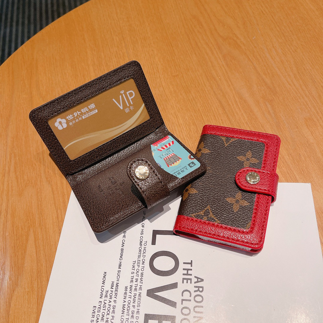 22ss Fashion Purse Brand Luxury Designers Letter Wallets Presbyopia Print Card Men PU Leather Wallet Credit Holder Women Coin Clutch Bag, #1
22ss Fashion Purse Brand Luxury Designers Letter Wallets Presbyopia Print Card Men PU Leather Wallet Credit Holder Women Coin Clutch Bag, #1