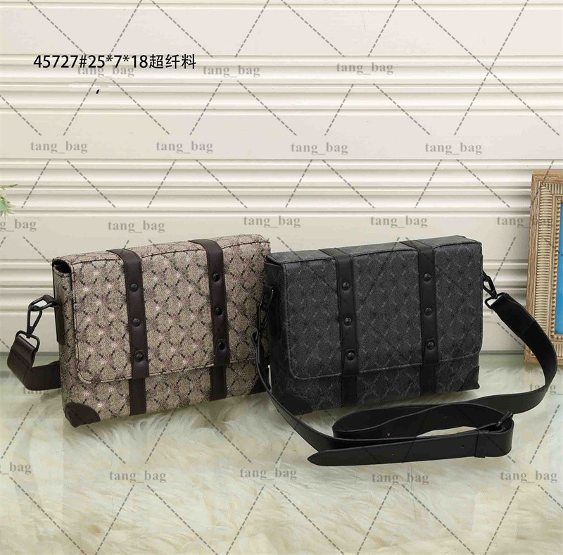 Designer Women Man Cross Body Bag Shoulder Bags Totes high quality Classic Letter Wallet Handbags, Black
Designer Women Man Cross Body Bag Shoulder Bags Totes high quality Classic Letter Wallet Handbags, Black