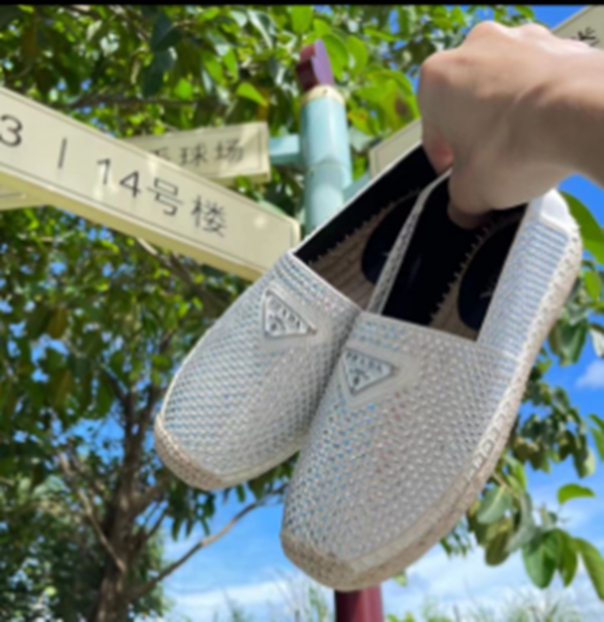 HHS0 Casual Shoes loafers flats Woman Espadrilles luxury shoes cap toe Fisherman canvas Shoe Summer fashion spring Top Quilty size 35-40
HHS0 Casual Shoes loafers flats Woman Espadrilles luxury shoes cap toe Fisherman canvas Shoe Summer fashion spring Top Quilty size 35-40