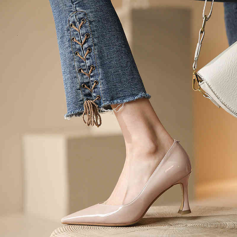 Dress Shoes spring and summer pointed shallow mouth thin heel style high heels sexy all sheepskin women's single shoes, 1# shoe box
Dress Shoes spring and summer pointed shallow mouth thin heel style high heels sexy all sheepskin women's single shoes, 1# shoe box