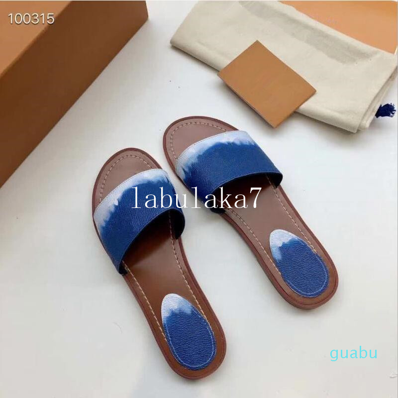 Tie-dye Slipper Summer Beach flip flop Blue red pink Womens Casual Sandals Women Indoor Non-slip Sports Loafer
Tie-dye Slipper Summer Beach flip flop Blue red pink Womens Casual Sandals Women Indoor Non-slip Sports Loafer