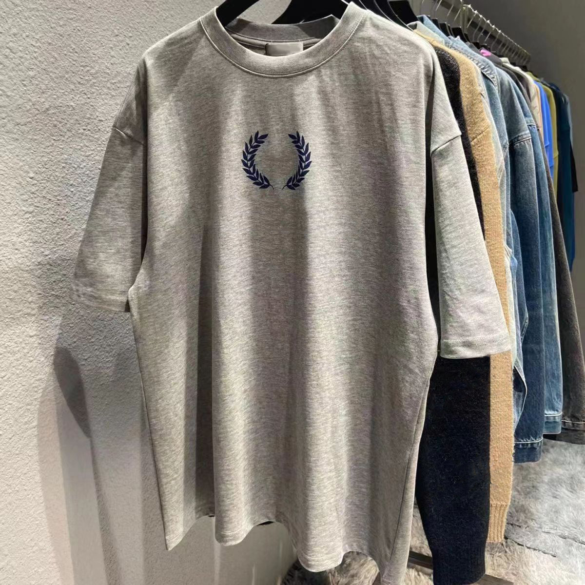 Designer luxury Mens Womens Tops T-Shirt Summer Short Sleeve Fashion Print Lady Top Shirt, No.7
Designer luxury Mens Womens Tops T-Shirt Summer Short Sleeve Fashion Print Lady Top Shirt, No.7