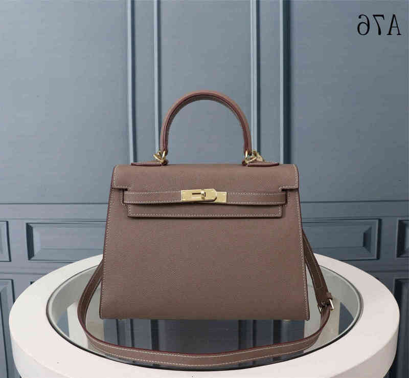 Luxury H Bags Women Shoulder Sell Womens Genuine Leather h Lock Flap Handbag Black Pochette Twist Lady Crossbody Bag bettersale Purse 0S9J, Red
Luxury H Bags Women Shoulder Sell Womens Genuine Leather h Lock Flap Handbag Black Pochette Twist Lady Crossbody Bag bettersale Purse 0S9J, Red