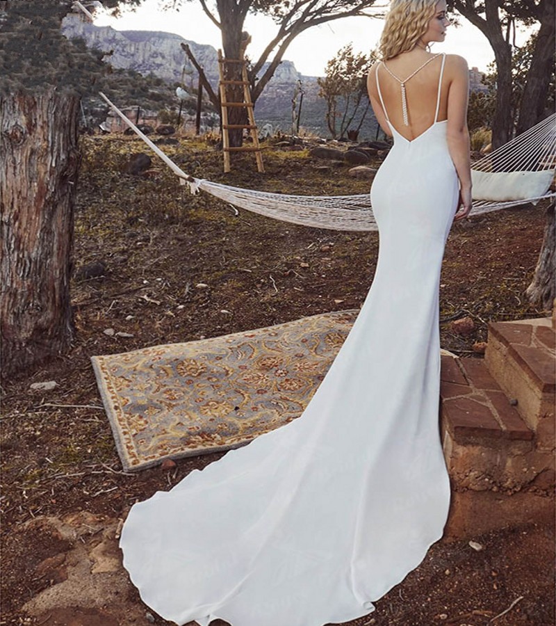 Simple Soft Satin Mermaid Wedding Dress Straps Deep V Neck Open Back Sweep Train Backless Bride Gowns Beach Summer Vestido De Novia 2023