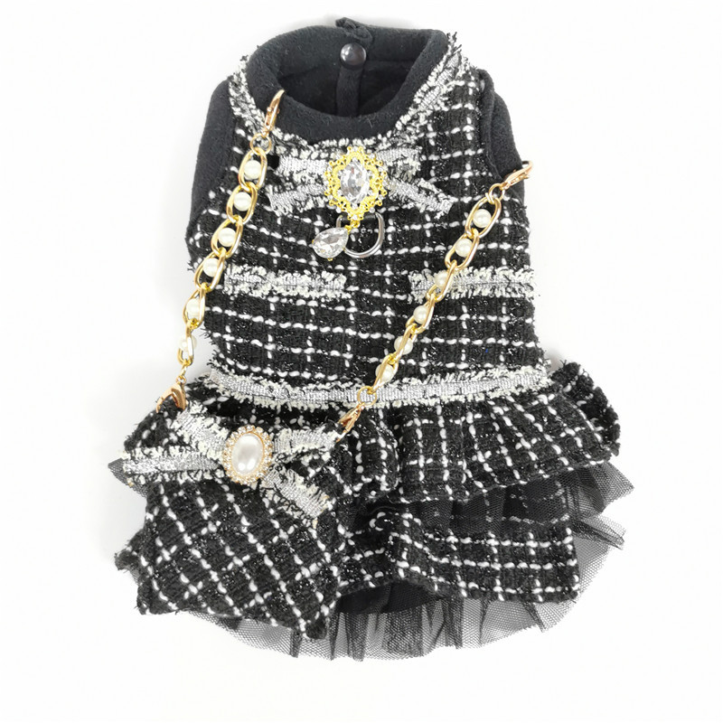 Dog Apparel Autumn And Winter New Style Small Fragrance Pet Clothes With Bag Quilted To Keep Warm Dog Go Out Skirt, Black
Dog Apparel Autumn And Winter New Style Small Fragrance Pet Clothes With Bag Quilted To Keep Warm Dog Go Out Skirt, Black