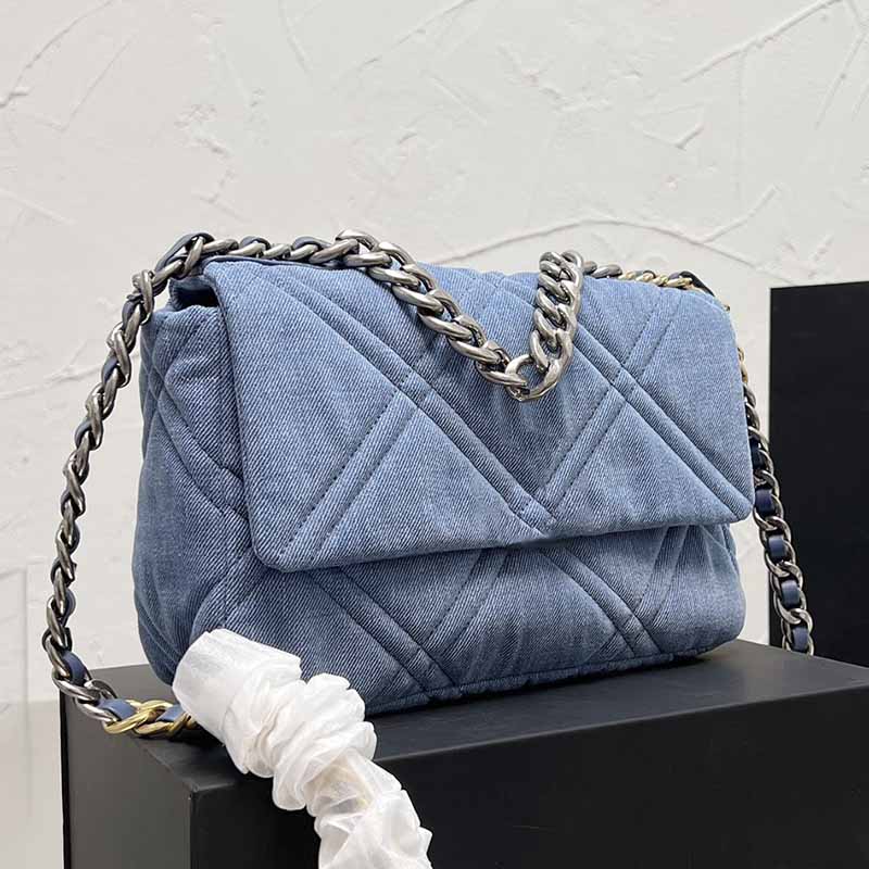 Ladies Mini Flap Crossbody Designer Bags Bule Cowboy High Quality Classic Handbags Multi-color Metal Chain Diamond Quilting Shoulder Bag, Blue
Ladies Mini Flap Crossbody Designer Bags Bule Cowboy High Quality Classic Handbags Multi-color Metal Chain Diamond Quilting Shoulder Bag, Blue