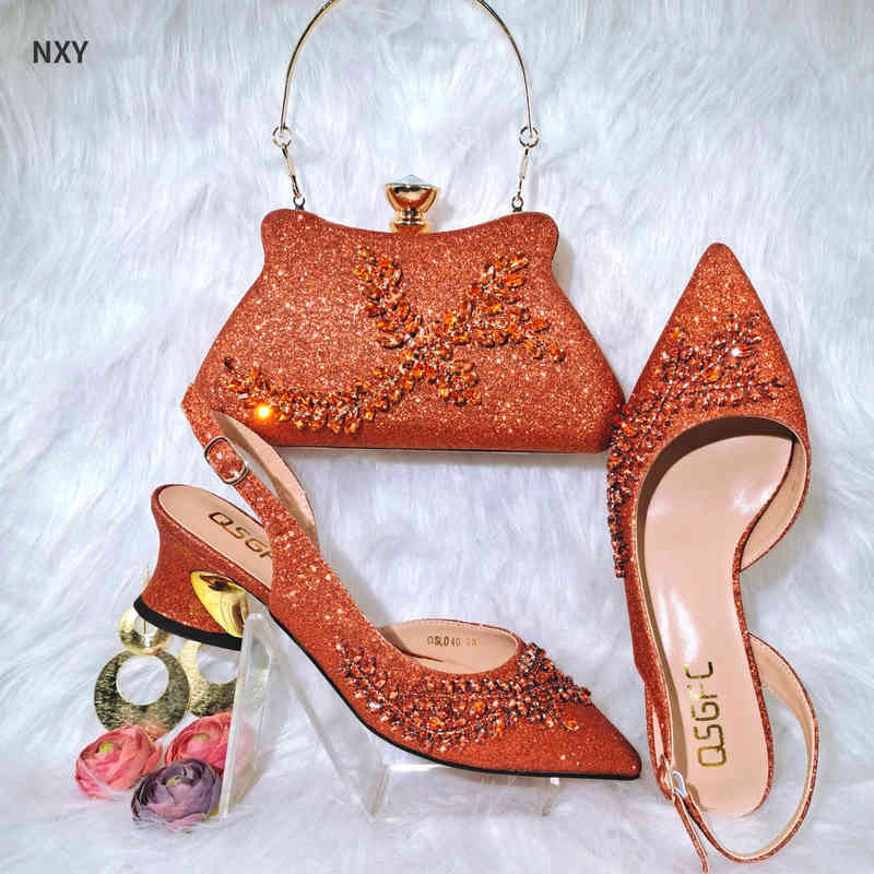 Evening Bag 2022 Orange Color Shaped Mid heel Design Shoes Popular Be Ladies and s African Wedding Party with 220615, Purple
Evening Bag 2022 Orange Color Shaped Mid heel Design Shoes Popular Be Ladies and s African Wedding Party with 220615, Purple