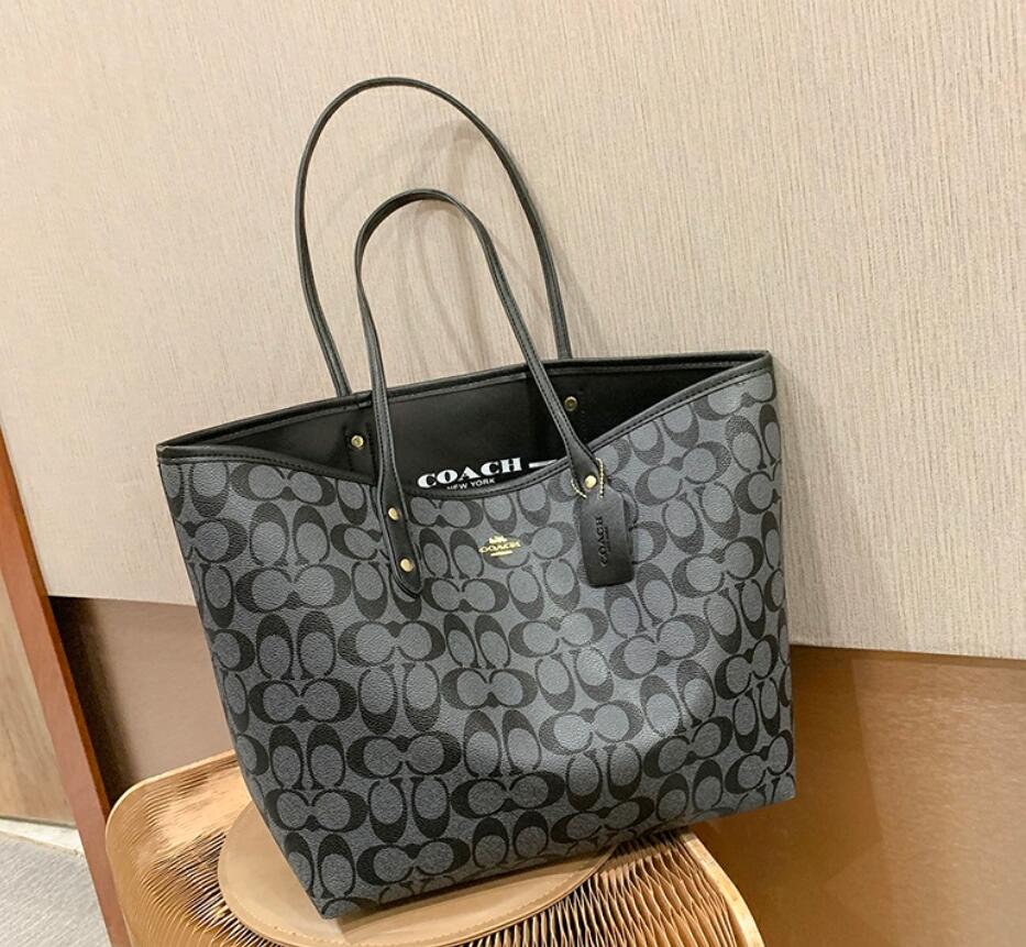 30 high quality designer retro coach women leather handbag Envelope shopping crossbody messenger Chain flap bag tote shoulder bag
30 high quality designer retro coach women leather handbag Envelope shopping crossbody messenger Chain flap bag tote shoulder bag