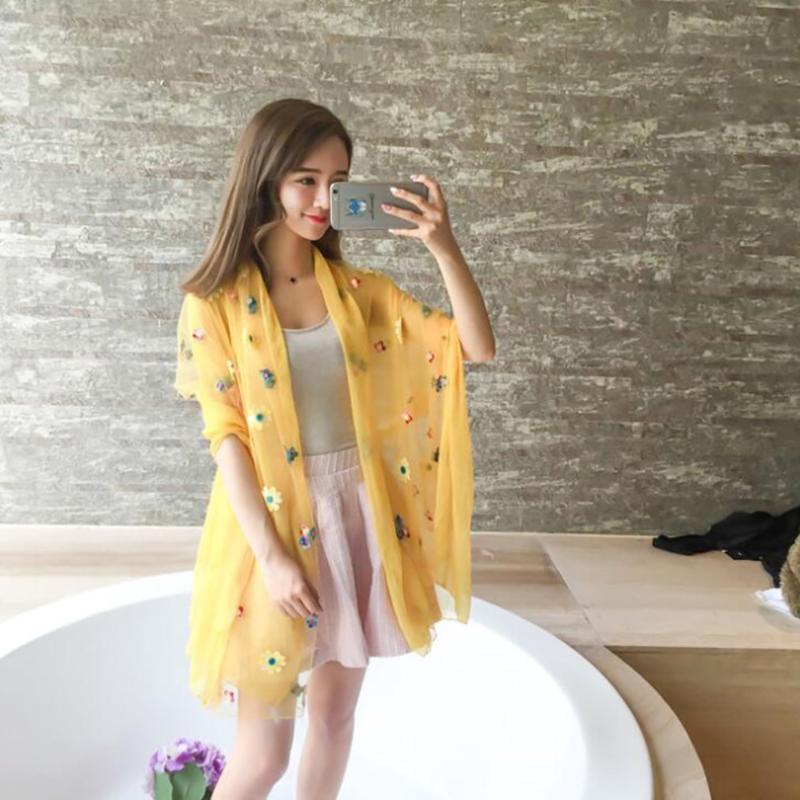 Scarves Super Fairy Print Korean Version Square Scarf Business Party Women Elegant Small Vintage Skinny Retro Head Neck Bufanda
Scarves Super Fairy Print Korean Version Square Scarf Business Party Women Elegant Small Vintage Skinny Retro Head Neck Bufanda