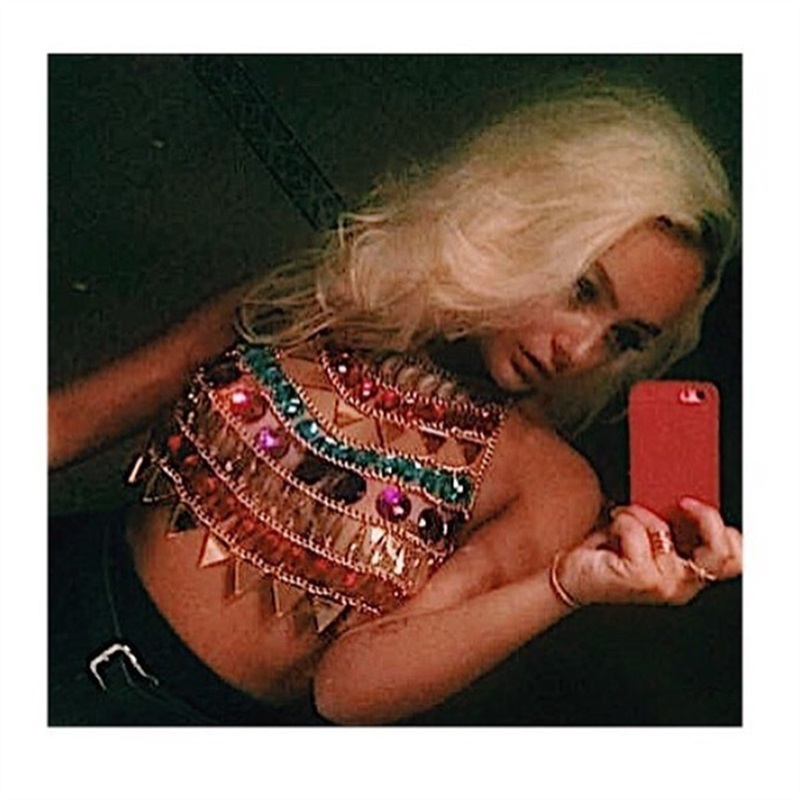Festival Sexy Metal Chain Crop Tops Women Sparkly Diamond Sequins Halter Camis Tank Top Beach Night Party vest Summer 220325