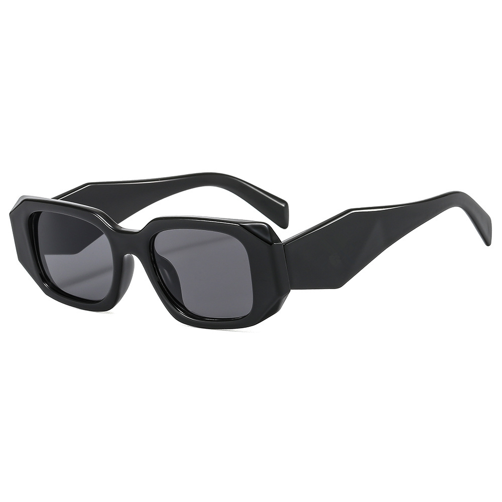 2022 P letter Fashion Designer Sunglasses Goggle Beach Sun Glasses For Man Woman 7 Color Optional Good Quality
2022 P letter Fashion Designer Sunglasses Goggle Beach Sun Glasses For Man Woman 7 Color Optional Good Quality