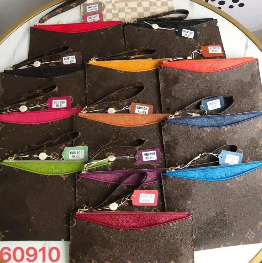 Classic Letter Zip Women Wallet Fashionable Portable Purse Fashion Color Matching Women and Men Clutch Bags Lager Capacity Ladies Multi-card Purses, Red
Classic Letter Zip Women Wallet Fashionable Portable Purse Fashion Color Matching Women and Men Clutch Bags Lager Capacity Ladies Multi-card Purses, Red