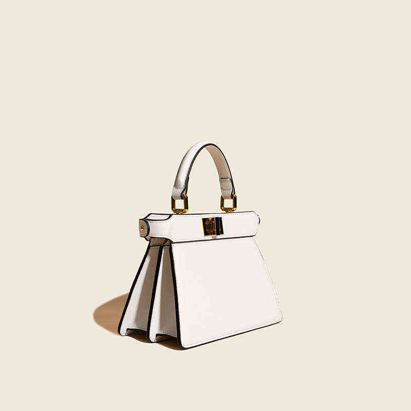 Factory Online Export Designer Tide Brand Ladies Bags Design Summer 2022 New High-level Women's Single Shoulder Messenger Kitten Handbag Accordion, Whitex-
Factory Online Export Designer Tide Brand Ladies Bags Design Summer 2022 New High-level Women's Single Shoulder Messenger Kitten Handbag Accordion, Whitex-