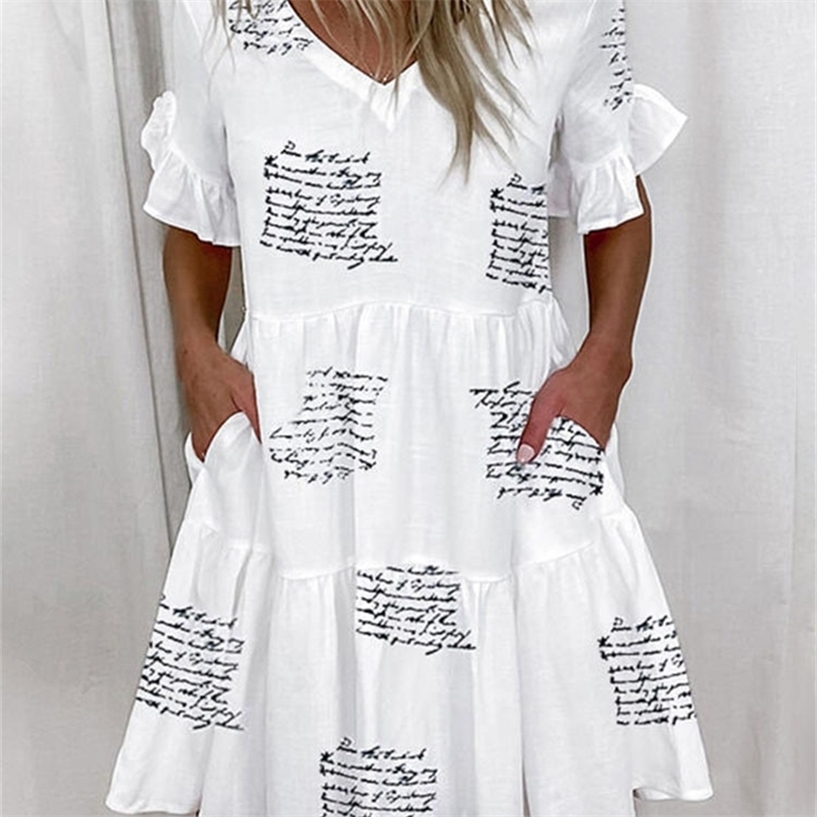 Casual Ruffles Loose V-Neck Dress Women Summer Short Sleeve Floral Print Woman Fashion White Boho Beach es 5XL 220418, Khaki
Casual Ruffles Loose V-Neck Dress Women Summer Short Sleeve Floral Print Woman Fashion White Boho Beach es 5XL 220418, Khaki