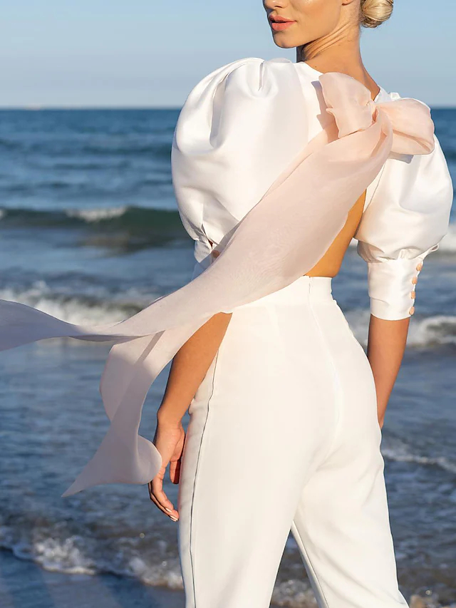 Elegant Two Pieces Wedding Dress Pants Suit Beach Wedding Dresses With Button Puff Short Sleeve Simples Sexy Open Back Bridal Reception Gowns