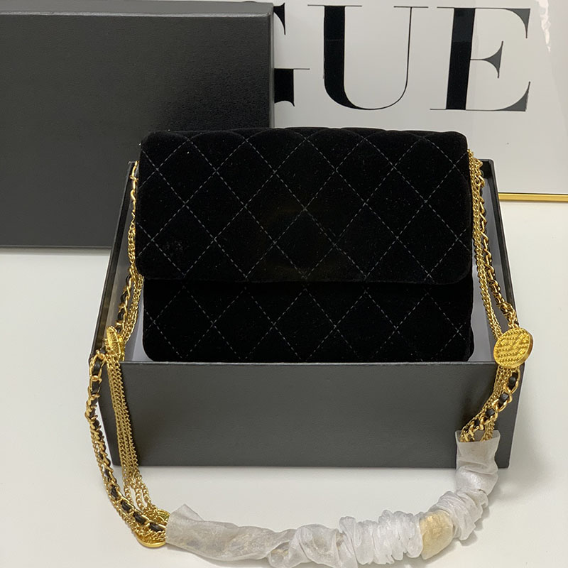 2022Ss Early Fall Winter Classic Mini Flap Velvet Coin Quilted Bags Gold Metal Hardware Matelasse Chain Crossbody Shoulder Multi Pochette Designer Handbags 20CM, Box
2022Ss Early Fall Winter Classic Mini Flap Velvet Coin Quilted Bags Gold Metal Hardware Matelasse Chain Crossbody Shoulder Multi Pochette Designer Handbags 20CM, Box