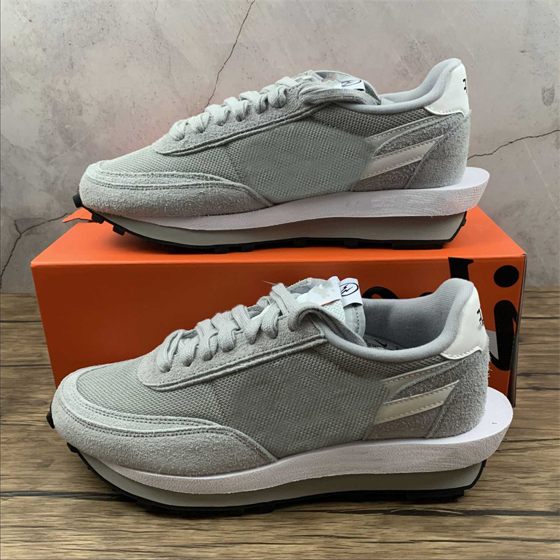 Shoes Top Quality Mens Ldwaffles Sacais Casual Women Light Gray Running Sneakers Size EU36-46 With
Shoes Top Quality Mens Ldwaffles Sacais Casual Women Light Gray Running Sneakers Size EU36-46 With