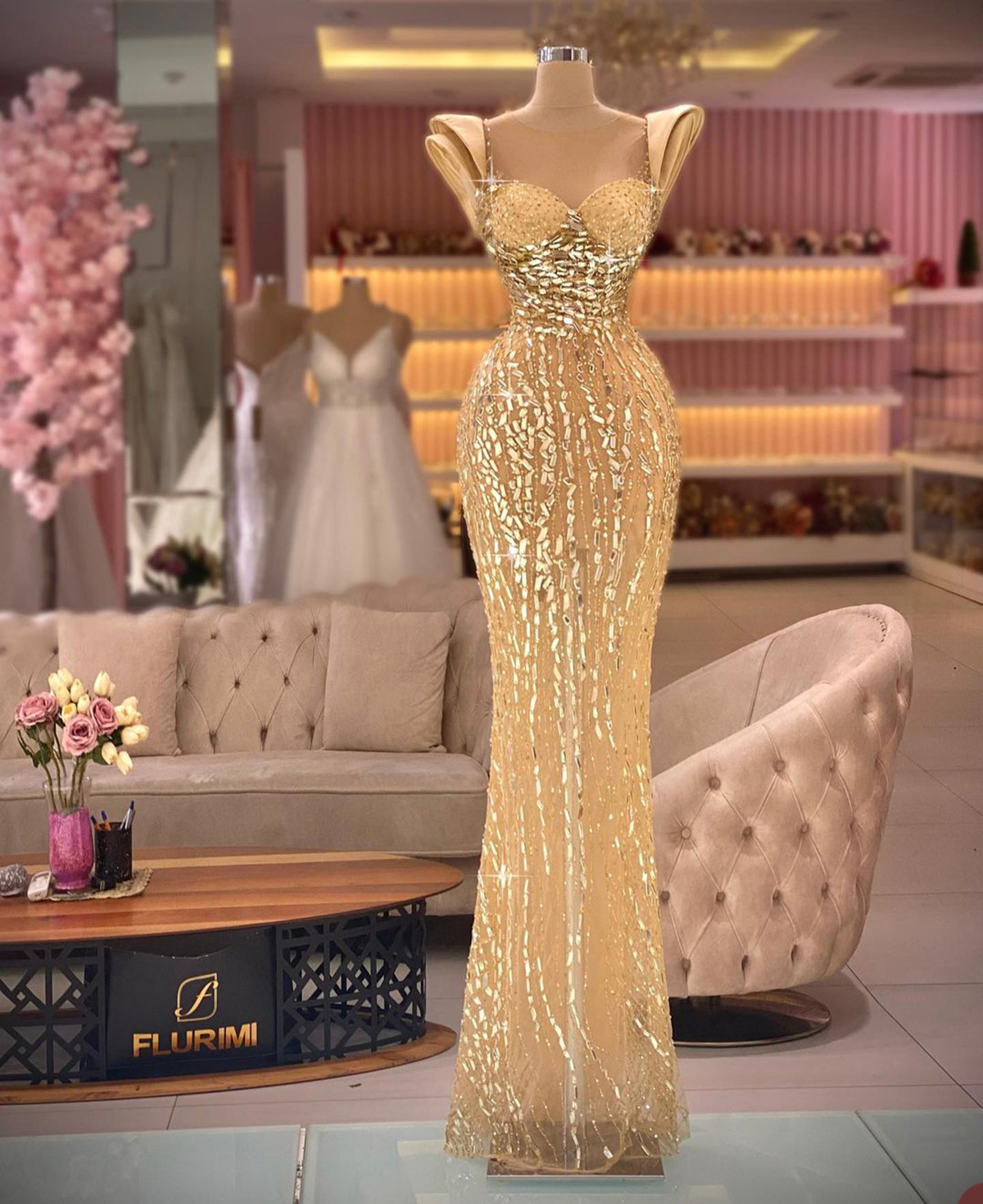 Glitter Crystals Sleeveless Prom Dresses Yellow Sheer Neck Jewel Evening Dress Custom Made Beaded Illusion Sequins Women Formal Celebrity Party Gown