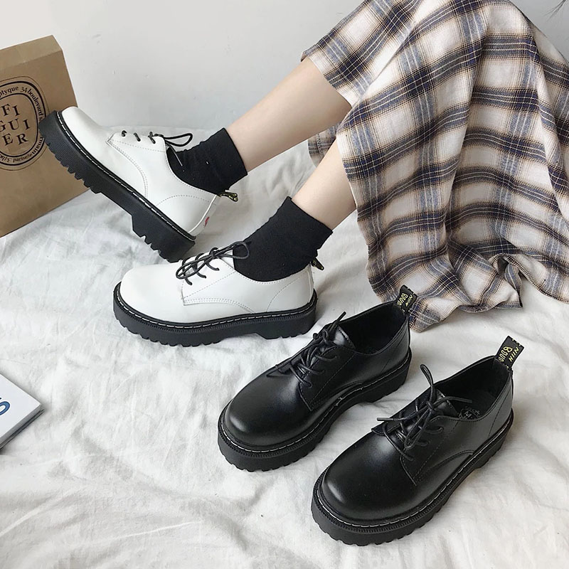 Heart-shaped white Platform Shoes Women Oxford Casual Shoes Lace Up small Leather Shoes student Vintage zapatos mujer
Heart-shaped white Platform Shoes Women Oxford Casual Shoes Lace Up small Leather Shoes student Vintage zapatos mujer
