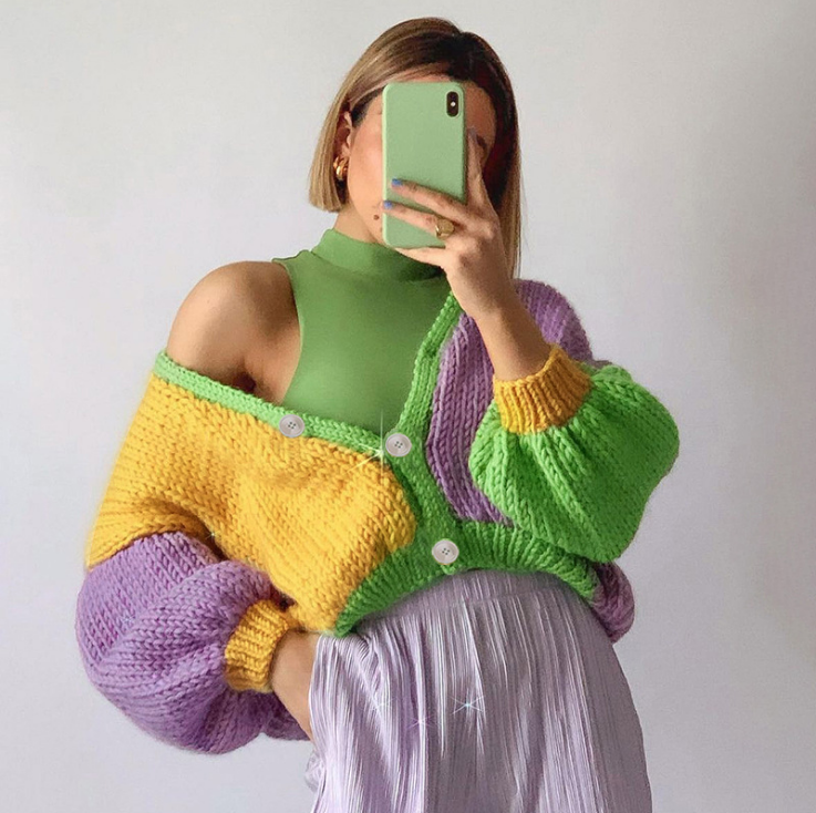 2022 spring and summer new loose thick wool stitching contrast color cardigan short wool sweater Cardigan for women, Violet
2022 spring and summer new loose thick wool stitching contrast color cardigan short wool sweater Cardigan for women, Violet