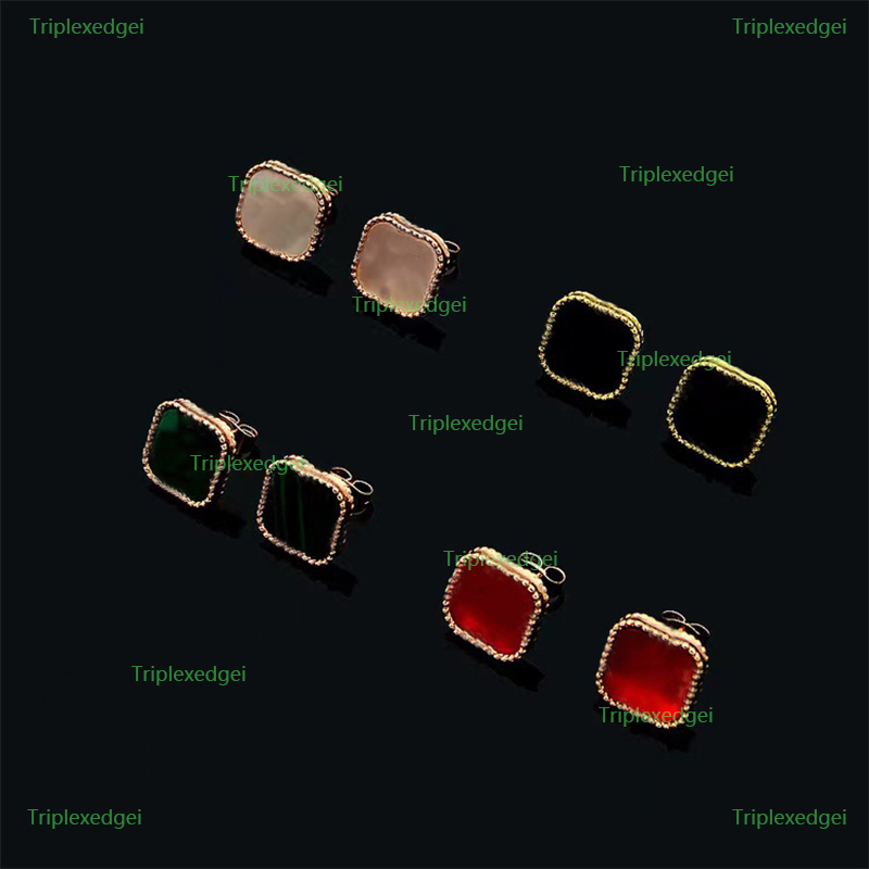 Classic Stud Designer Four Leaf Clover Earring Korean Style Fashion Natural Shell & Turquoise S925 Silver Earring for Women High-end Stainless Steel Jewelry
Classic Stud Designer Four Leaf Clover Earring Korean Style Fashion Natural Shell & Turquoise S925 Silver Earring for Women High-end Stainless Steel Jewelry