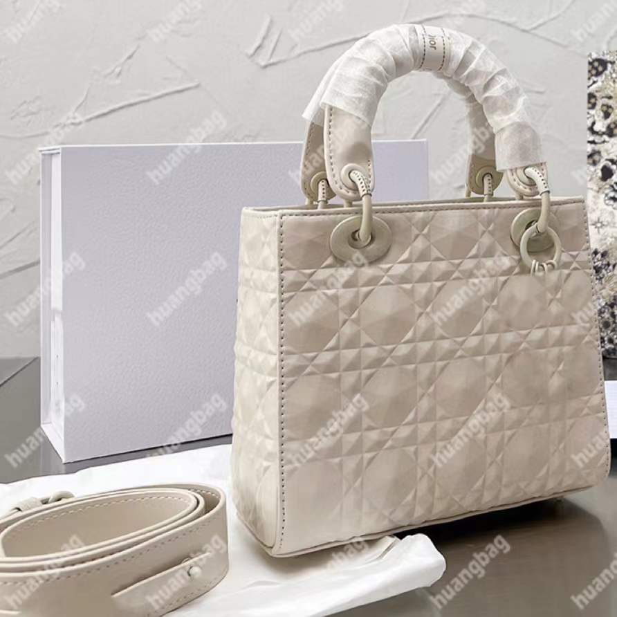 Fashion Shoulder Bags Cannage Tote Bag Vintage Handbags Geometric Crossbody Luxury Designer Pochette Adjustable Straps Handbag Women Wallet, Increase freight
Fashion Shoulder Bags Cannage Tote Bag Vintage Handbags Geometric Crossbody Luxury Designer Pochette Adjustable Straps Handbag Women Wallet, Increase freight