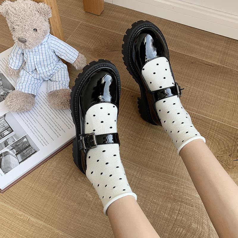 Dress Shoes Spring Autumn Girls Lolita Patent Leather Women Mary Janes Platform Woman Flats Solid Black Round Toe Ladies, Beige
Dress Shoes Spring Autumn Girls Lolita Patent Leather Women Mary Janes Platform Woman Flats Solid Black Round Toe Ladies, Beige