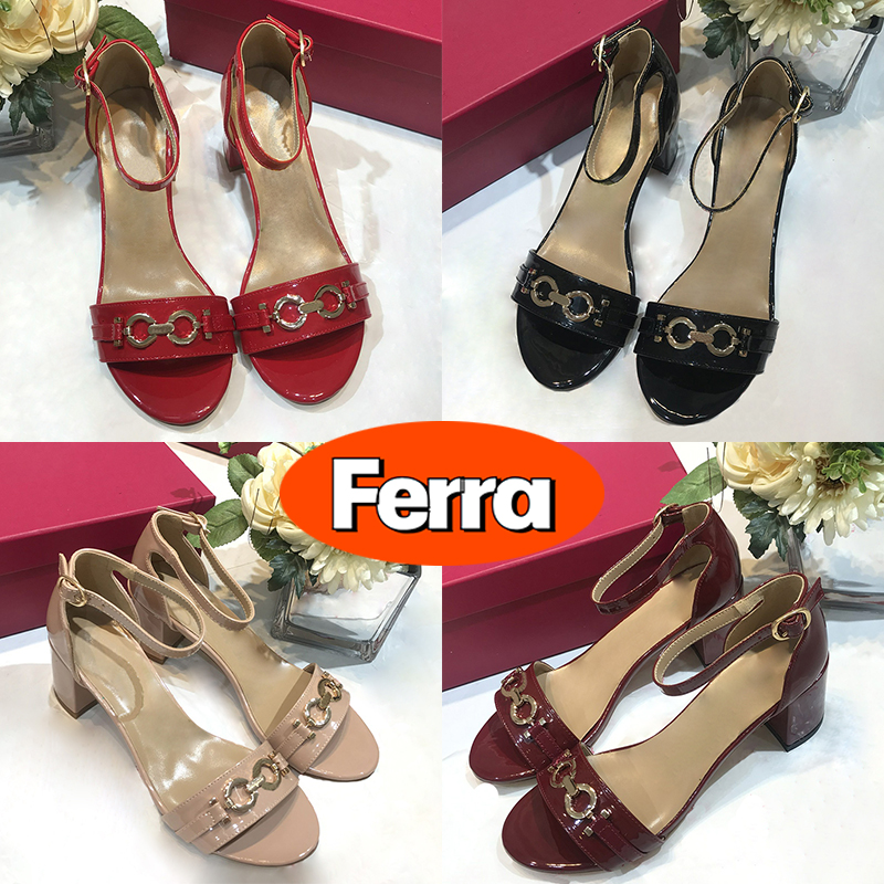 Luxury Designer Ferra Womens Como Block Heel Patent Leather Sandals slides Fashion Women Dress Shoes Chunky Heels With Box Classic Ladies Wedding Party Sandal 35-40, Shoes box
Luxury Designer Ferra Womens Como Block Heel Patent Leather Sandals slides Fashion Women Dress Shoes Chunky Heels With Box Classic Ladies Wedding Party Sandal 35-40, Shoes box