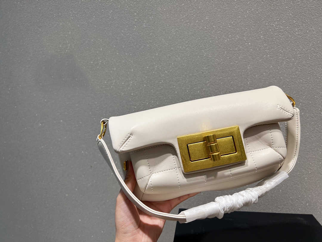 TZ Women's Vintage Square Buckle Flap Bags Genuine Leather Antique Underarm Bag Small Elegant Casual Handbag Fashion Sweet and Cool Shoulder, Customize
TZ Women's Vintage Square Buckle Flap Bags Genuine Leather Antique Underarm Bag Small Elegant Casual Handbag Fashion Sweet and Cool Shoulder, Customize