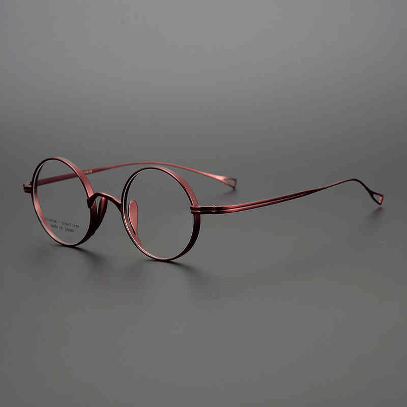 collection of John Lennon's same small round frame of China style pure titanium glasses, ultra light, small face height
collection of John Lennon's same small round frame of China style pure titanium glasses, ultra light, small face height