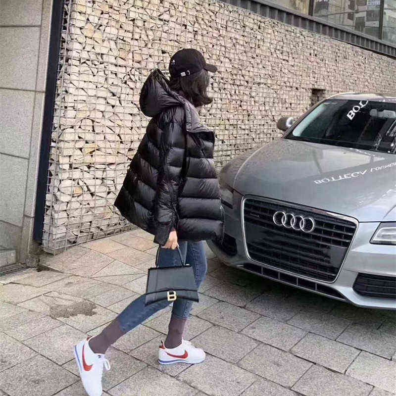 Qingwen New Shiny White Duck Down Jacket Women Lean Zipper Winter Fashion Loose Hooded Down Parka Thick Feather Buffer Jacket L220725