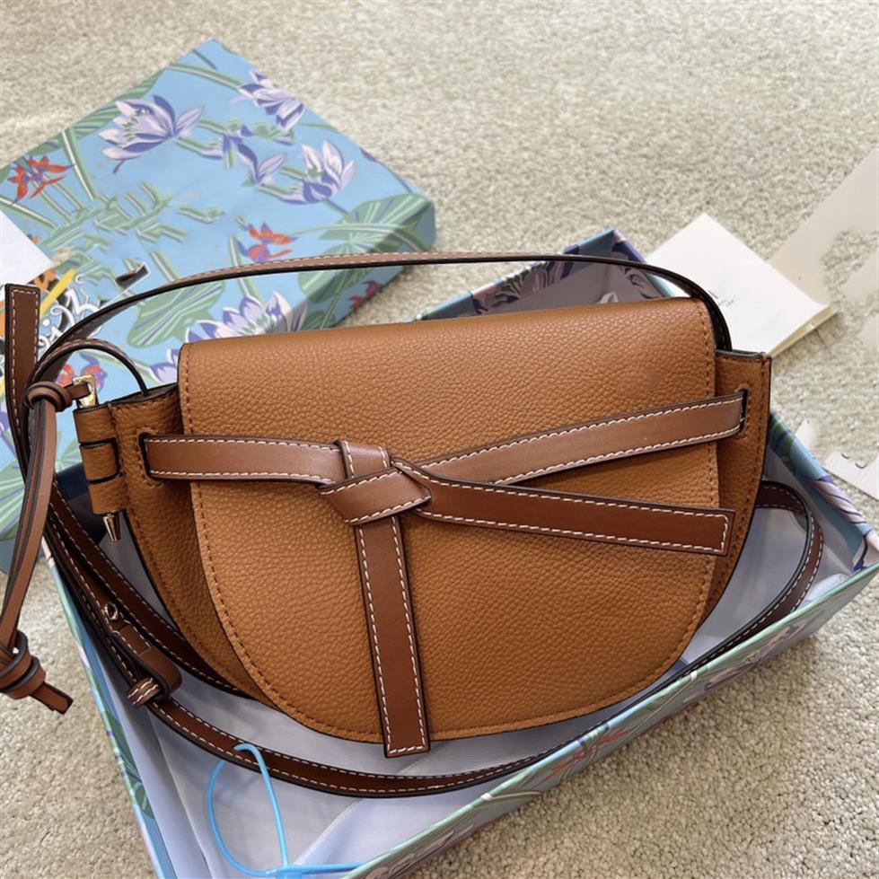 Women's purse luxury designer brand messenger shoulder bag high-quality fashion leather ladies purse 2022 Beginning of new sp257q, Sky blue
Women's purse luxury designer brand messenger shoulder bag high-quality fashion leather ladies purse 2022 Beginning of new sp257q, Sky blue