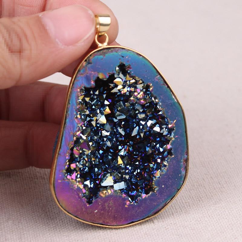 Pendant Necklaces Retro Big Size Half Mineral Ore Agates Quartz Pendants Geode Crystal Reiki Healing Stone Natural Agat PendantsPendant
Pendant Necklaces Retro Big Size Half Mineral Ore Agates Quartz Pendants Geode Crystal Reiki Healing Stone Natural Agat PendantsPendant