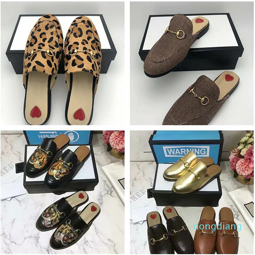 Mens designer leather cloth velvet slippers buckle loafers top quality womens casual platform fashion slipper princetown many, Wine red velvet
Mens designer leather cloth velvet slippers buckle loafers top quality womens casual platform fashion slipper princetown many, Wine red velvet