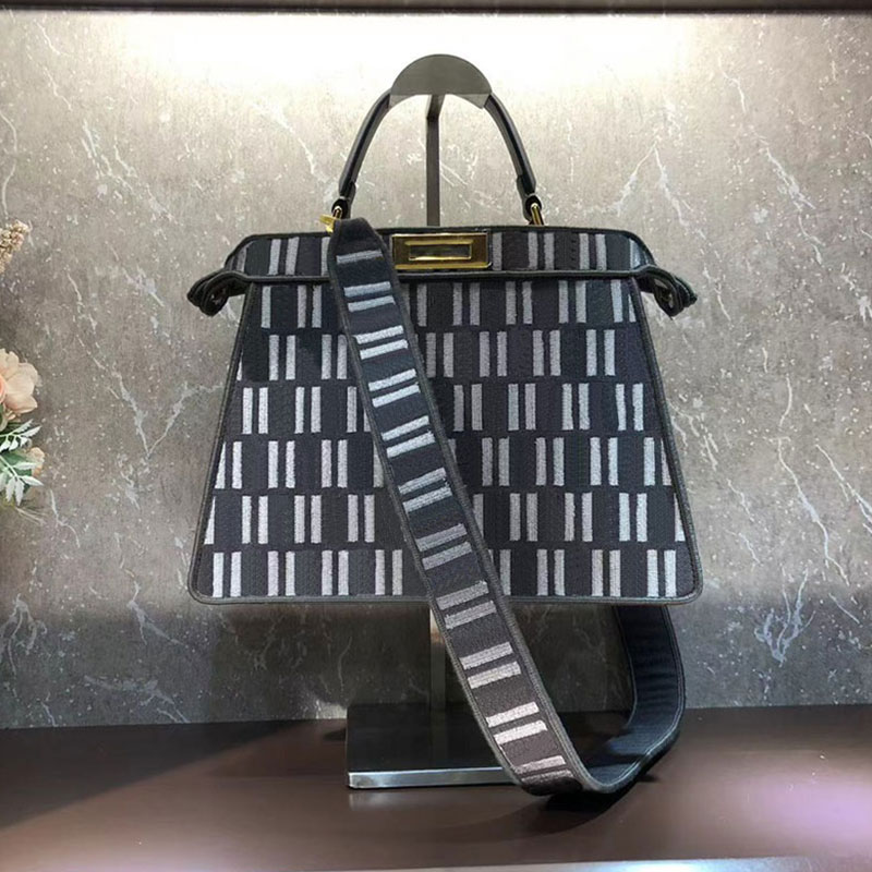 Luxury saddle crossbody Fendyity Bags For Womens Multicolor Fendace Handbags Designer Sling baguette The Tote Bag Fends purses Woman 7A High Quality Wallet QQBM, Box
Luxury saddle crossbody Fendyity Bags For Womens Multicolor Fendace Handbags Designer Sling baguette The Tote Bag Fends purses Woman 7A High Quality Wallet QQBM, Box