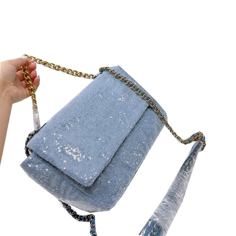 30CM/25CM Womens Classic Flap 19 Sequins Bags Quilted F/W Large Capacity Gold Metal Interwoven Chain Crossbody Fashion Trends Designer Shiny Handbags, Box
30CM/25CM Womens Classic Flap 19 Sequins Bags Quilted F/W Large Capacity Gold Metal Interwoven Chain Crossbody Fashion Trends Designer Shiny Handbags, Box