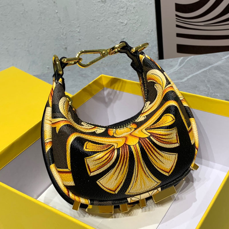 Wrist Bag Women Clutch Handbag Crescent Bags Fashion Underarm Handbags Gold Bottom Hardware Letter Zipper Wallet Cowhide leather Purse
Wrist Bag Women Clutch Handbag Crescent Bags Fashion Underarm Handbags Gold Bottom Hardware Letter Zipper Wallet Cowhide leather Purse