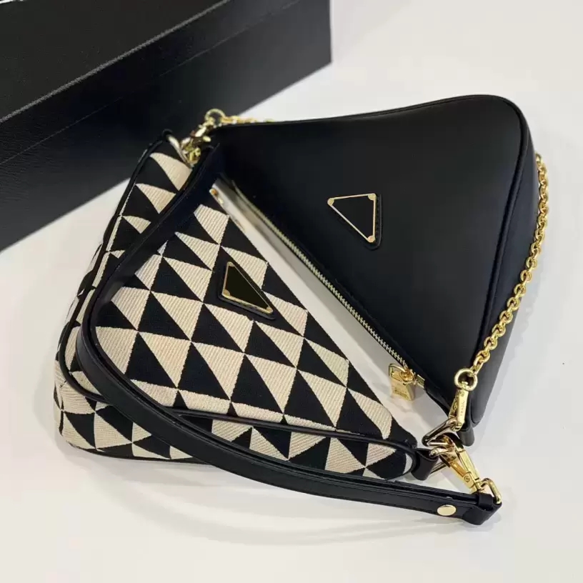HBP Designer Tote Bags Ladies Triangle Symbole Jacquard Fabric Luxurious Contrast Embroidered Leather Fashion Handy Messenger Handbag High Quality Shoulder Bag
HBP Designer Tote Bags Ladies Triangle Symbole Jacquard Fabric Luxurious Contrast Embroidered Leather Fashion Handy Messenger Handbag High Quality Shoulder Bag