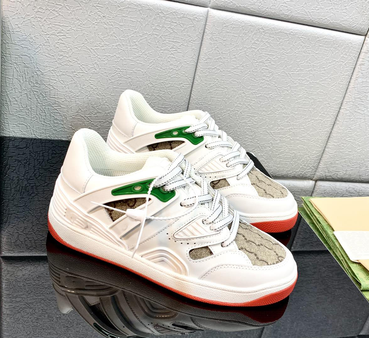 Luxury Designer 2022 Women Men Shoes Basket High-top Sneakers Contrast Color Ankle Mesh Thickening Sport Shoe Fashion Comfortable With Box Size 35-45, Color 7
Luxury Designer 2022 Women Men Shoes Basket High-top Sneakers Contrast Color Ankle Mesh Thickening Sport Shoe Fashion Comfortable With Box Size 35-45, Color 7