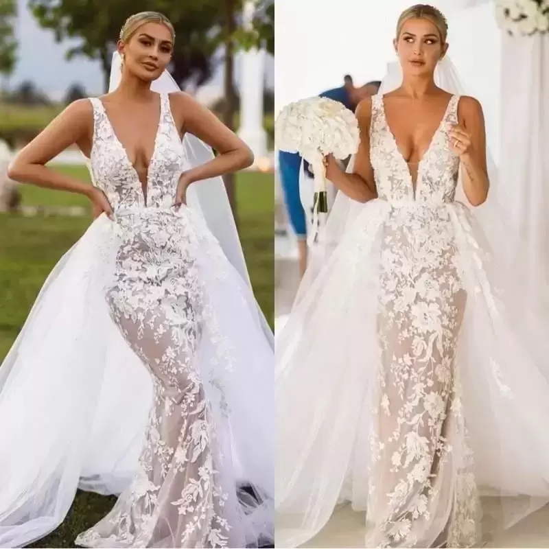 2022 Mermaid Wedding Dresses Plunging V Neck with Overskirt Bridal Gown Straps Sleeveless Sweep Train Lace Applique Custom Made Beach Vestido de novia, Champagne
2022 Mermaid Wedding Dresses Plunging V Neck with Overskirt Bridal Gown Straps Sleeveless Sweep Train Lace Applique Custom Made Beach Vestido de novia, Champagne