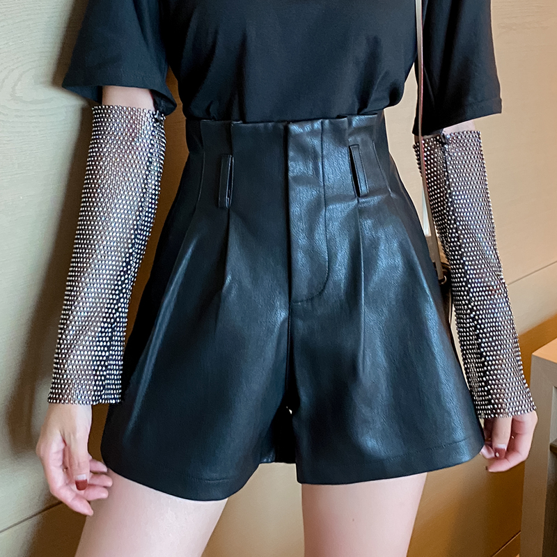 High Waist PU Leather Shorts Women Autumn Winter Solid Slim Wide Leg Shorts Fashion Sexy Leather Shorts Women Short Femme 10906 220419