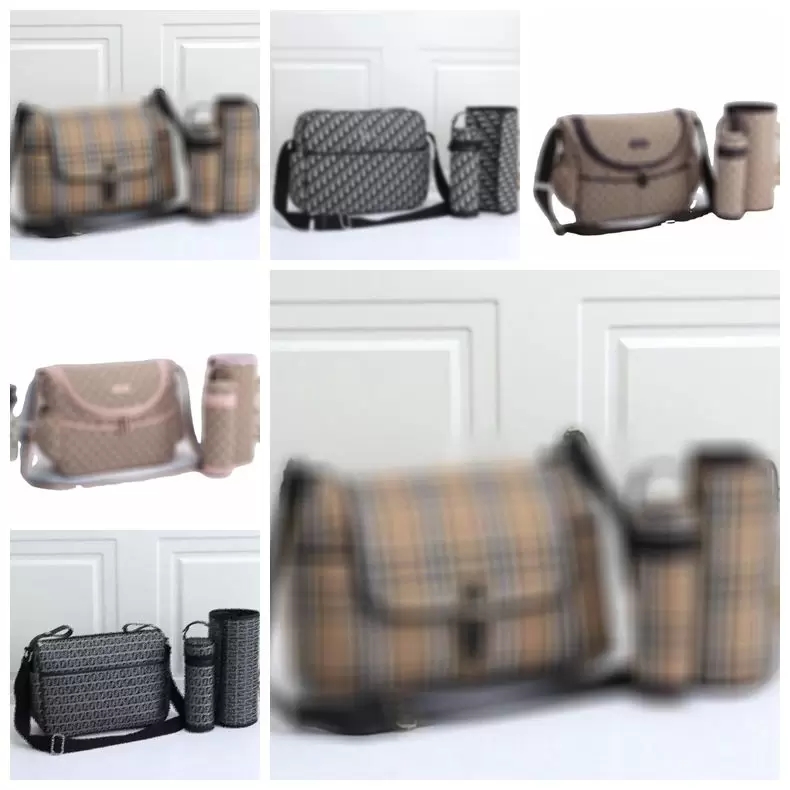 Kids Diaper Bags Waterproof Mummy Diapers Bag Leather Multi-function Plaid Zipper Hasp Polyester Wipe Case Sale Functional Shoulder Bag for Mummys Gift Ideas, Box
Kids Diaper Bags Waterproof Mummy Diapers Bag Leather Multi-function Plaid Zipper Hasp Polyester Wipe Case Sale Functional Shoulder Bag for Mummys Gift Ideas, Box