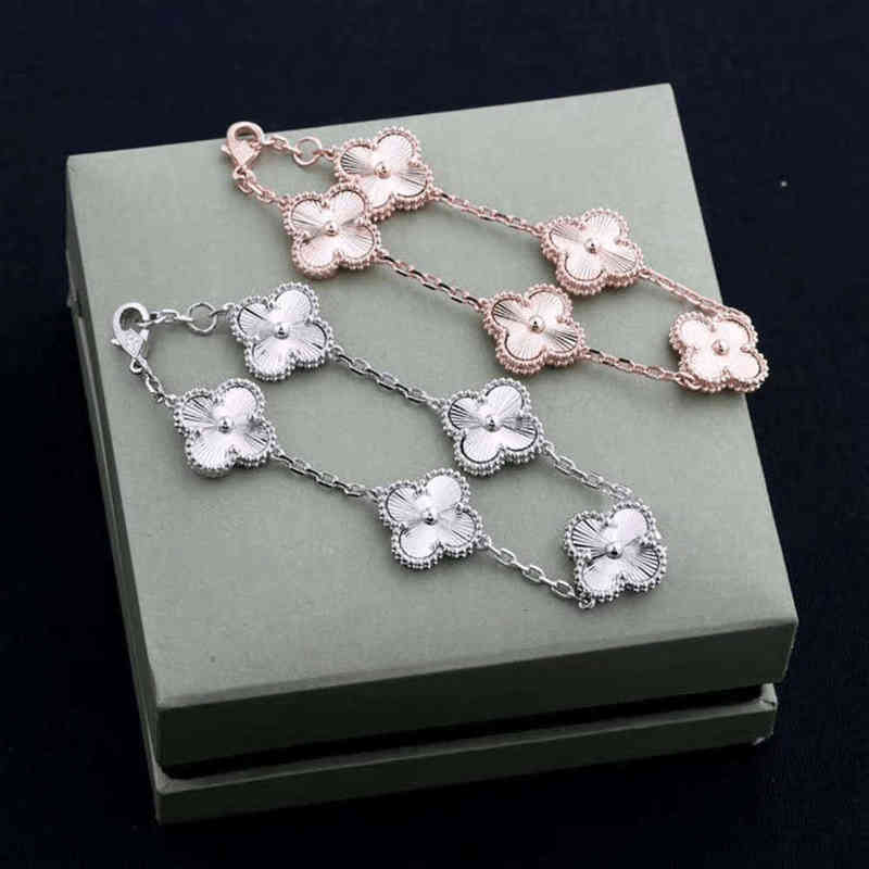 Classic Fashion 4 Leaf Clover Charm Bracelets Bangle Chain 18K Gold Agate Shell Mother-of-Pearl for Women&Girls linkAB045
Classic Fashion 4 Leaf Clover Charm Bracelets Bangle Chain 18K Gold Agate Shell Mother-of-Pearl for Women&Girls linkAB045