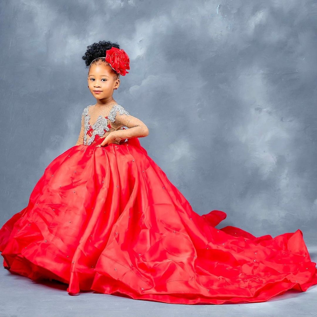 Luxurious Red Crystals Flower Girl Dresses Sheer Neck Ball Gown Little Girl Wedding Dress Communion Pageant Gowns ZJ555