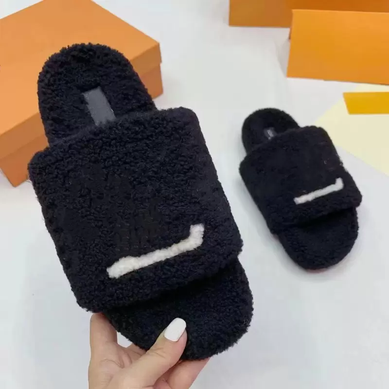 Women Plush Slipper… - image