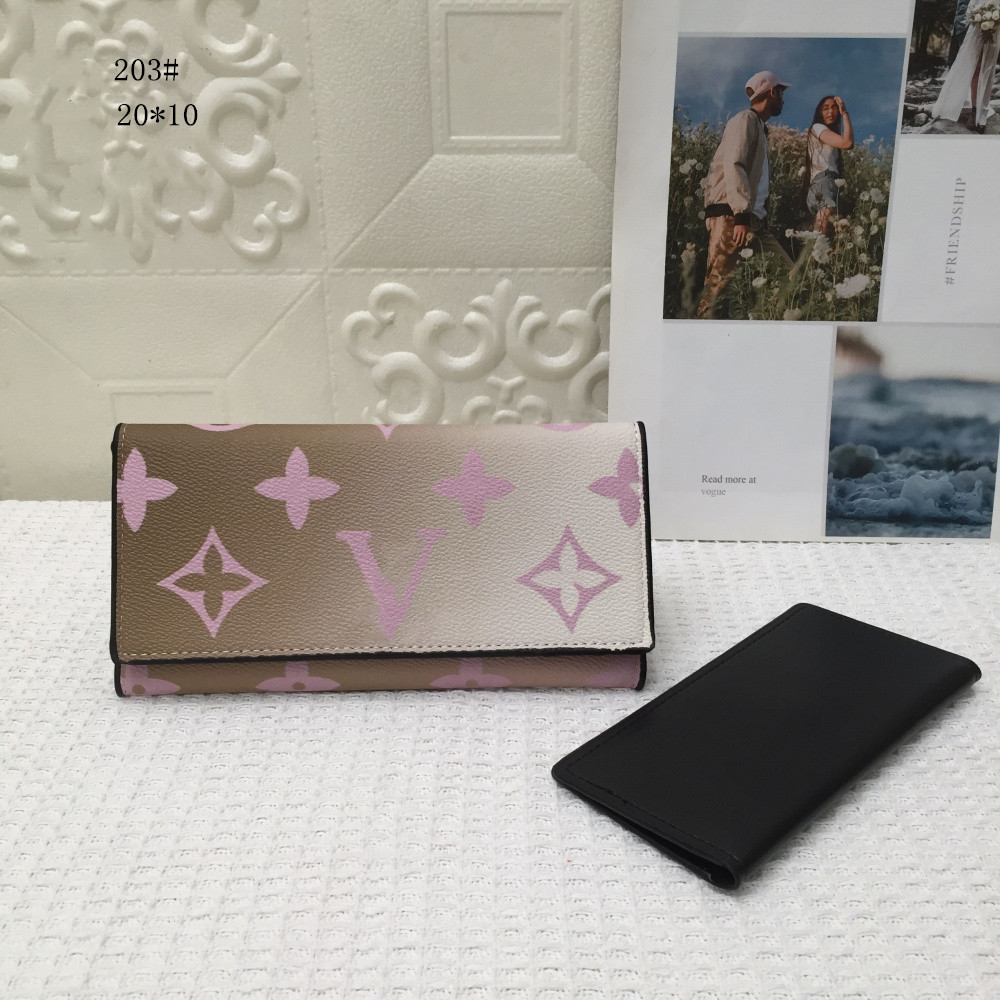 Brand Long M203 bag Spring in the City 2023 purple Pink Gradient monograms Print Leather purse Women Luxury Designers Clutch bag, Purple 203
Brand Long M203 bag Spring in the City 2023 purple Pink Gradient monograms Print Leather purse Women Luxury Designers Clutch bag, Purple 203