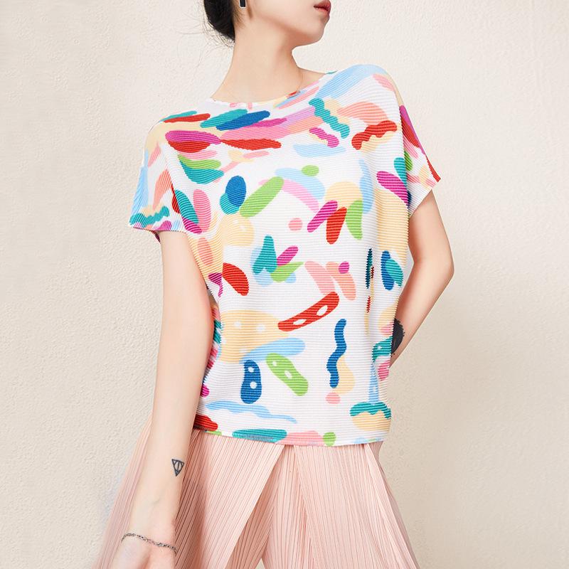 Women's T-Shirt Pleated Short Sleeve Printed Women's Round Neck 2022 Summer Niche Loose Thin Pullover TopWomen's, As picture
Women's T-Shirt Pleated Short Sleeve Printed Women's Round Neck 2022 Summer Niche Loose Thin Pullover TopWomen's, As picture