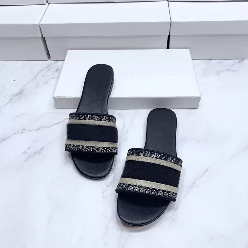 2022 Paris Embroidered Dazzle slippers designer women ladies scuffs summer beach striped causal flip flops Slide Slippers Cotton F316N, Box
2022 Paris Embroidered Dazzle slippers designer women ladies scuffs summer beach striped causal flip flops Slide Slippers Cotton F316N, Box
