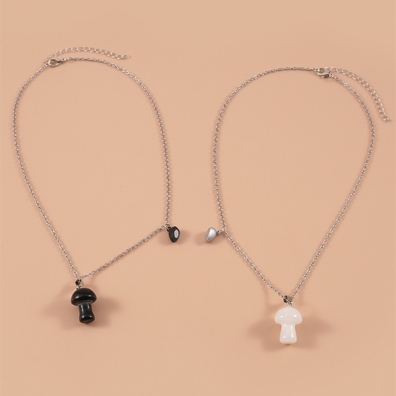 2CM Carving Mushroom Shape Pendant Reiki Healing Crystal Rose Quartz Amethyst Magnetic Buckle CouplesNecklace for Women Jewelry